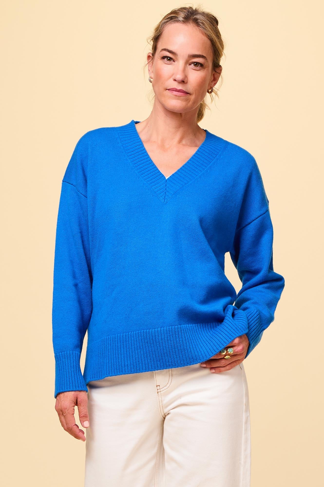 Merino Wool Relaxed V Neck Jumper - Blue