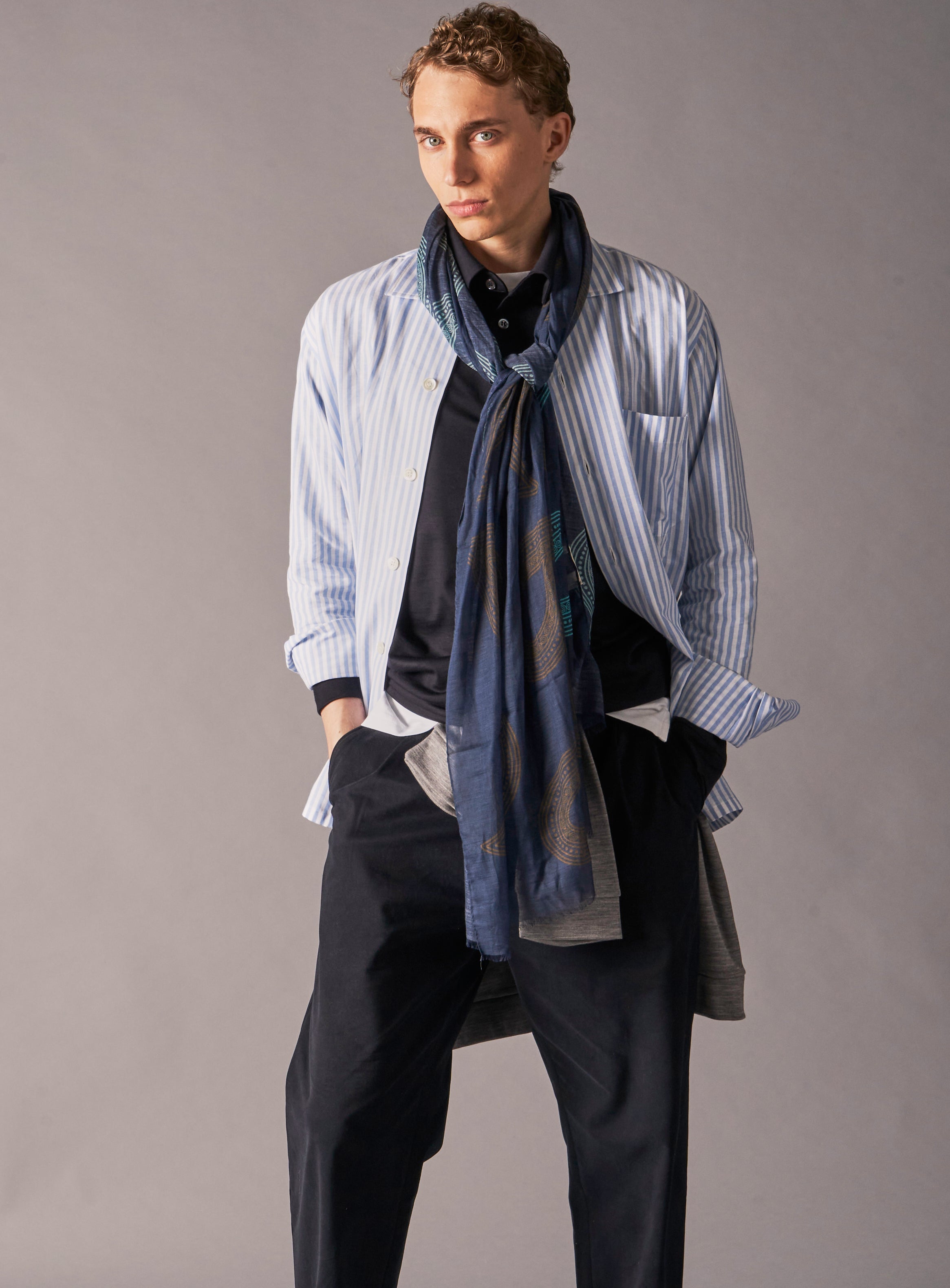 Cotton & Cashmere Wool Deep Navy Neck Scarf