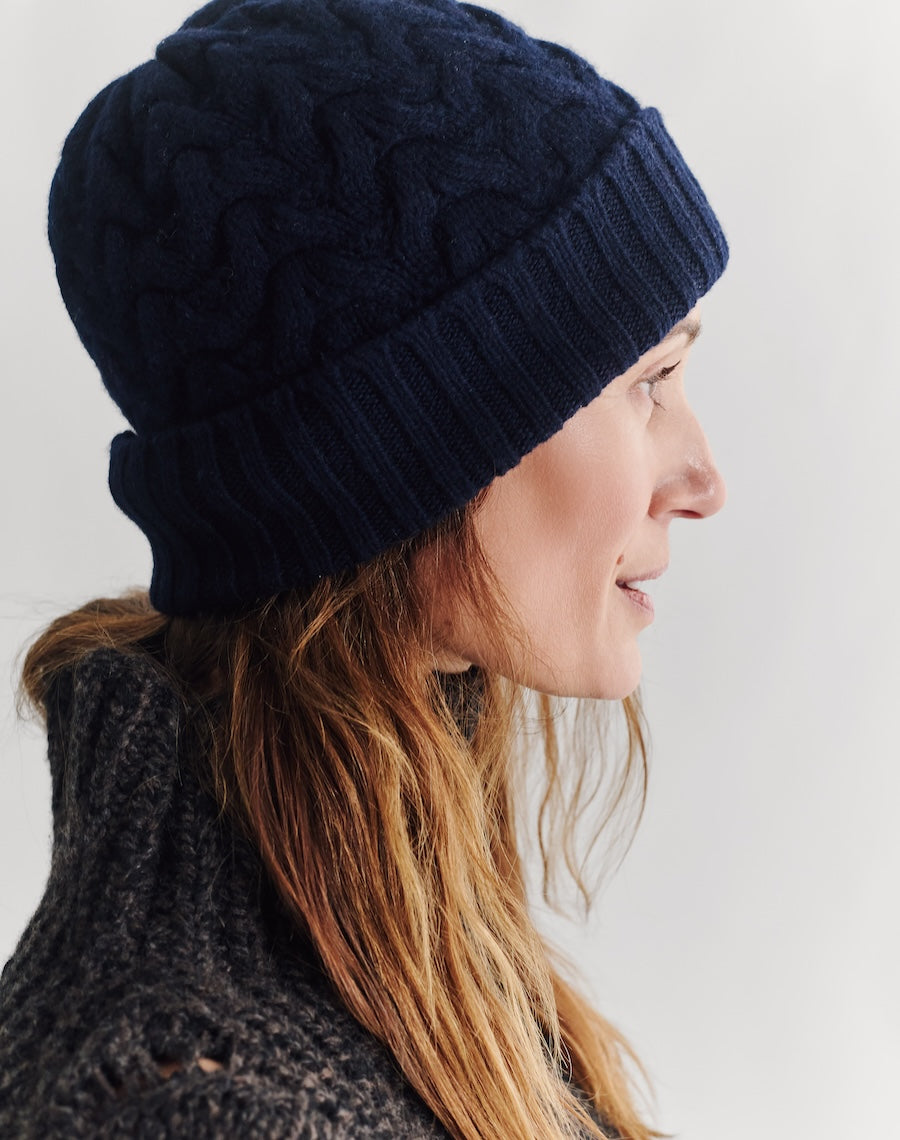 The Border Cable Hat - Navy