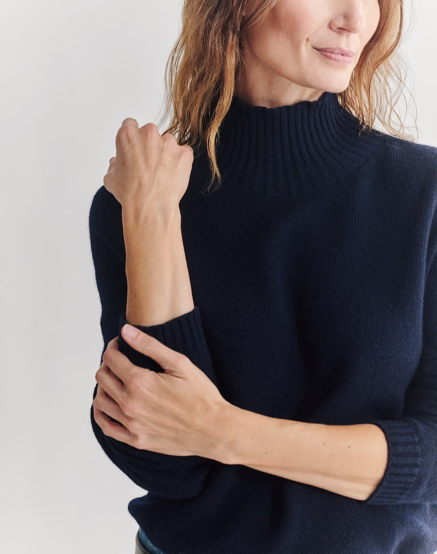 The New Classic Funnel - Navy