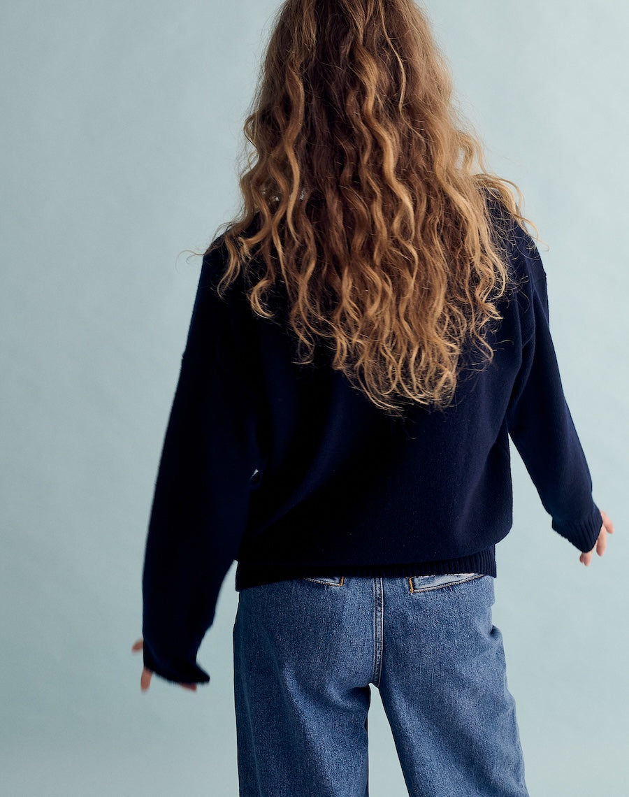 The Relaxed v - Navy