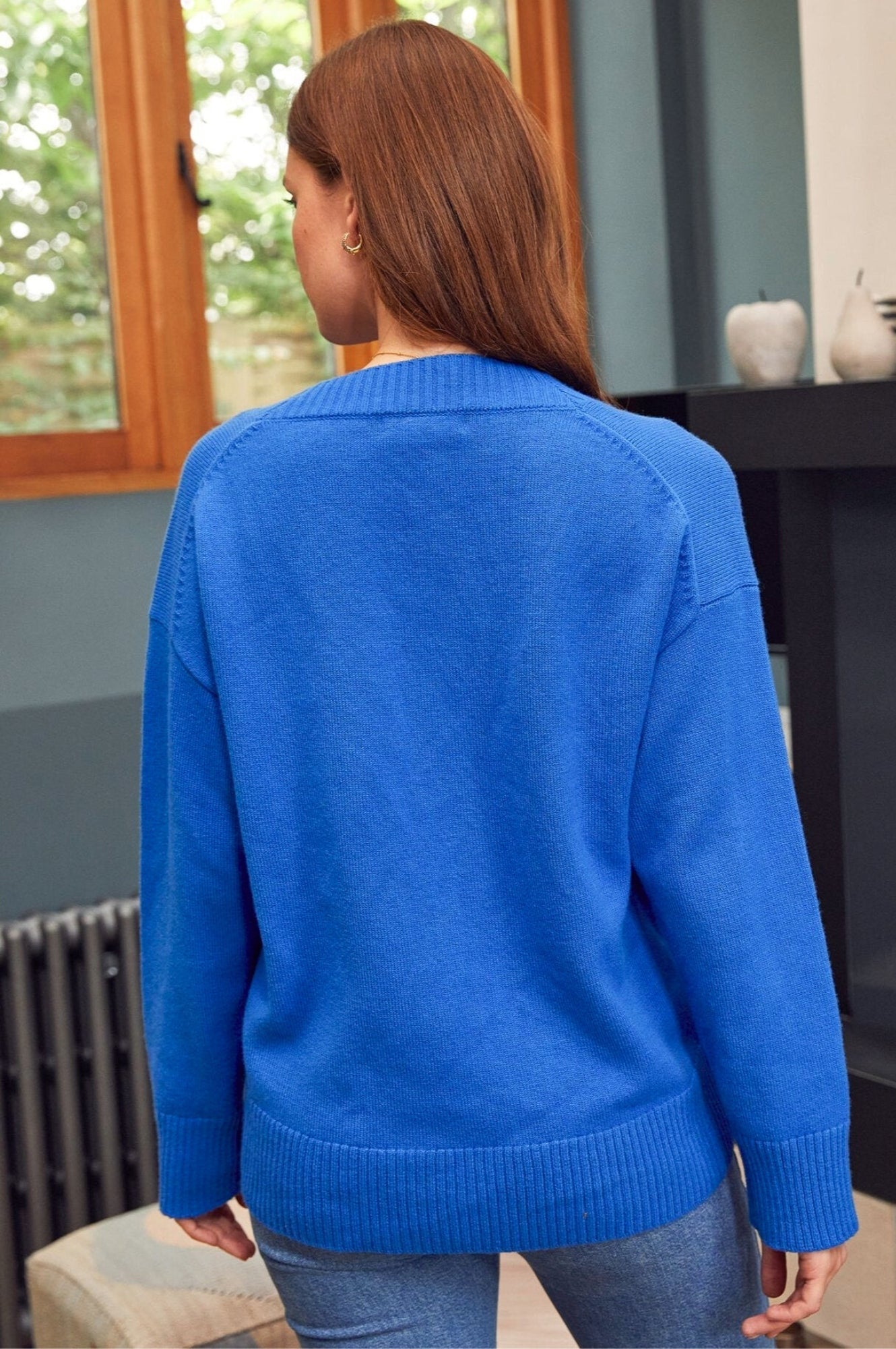 Merino Wool Relaxed V Neck Jumper - Blue