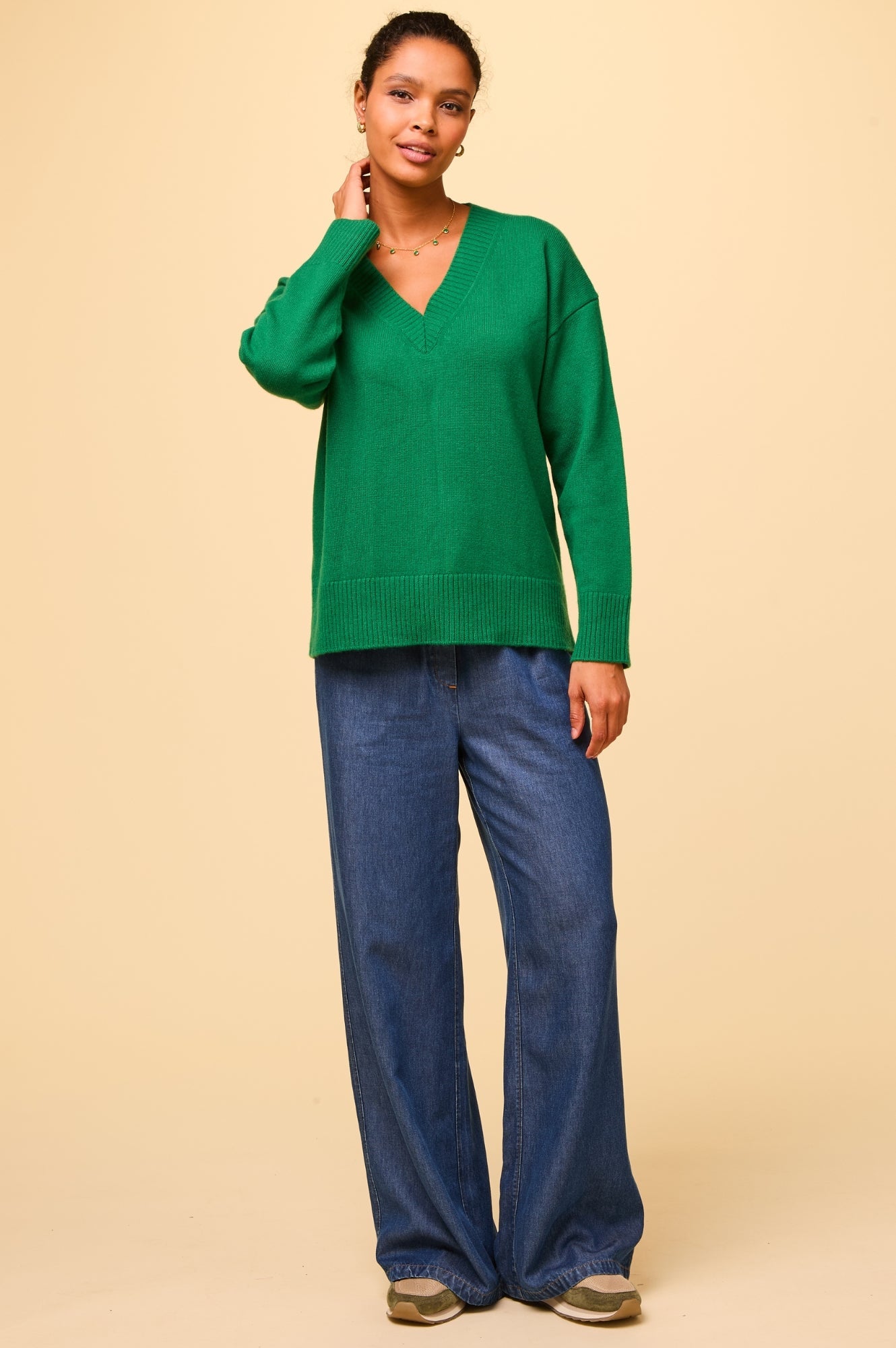 Merino Wool Relaxed V Neck Jumper - Fern