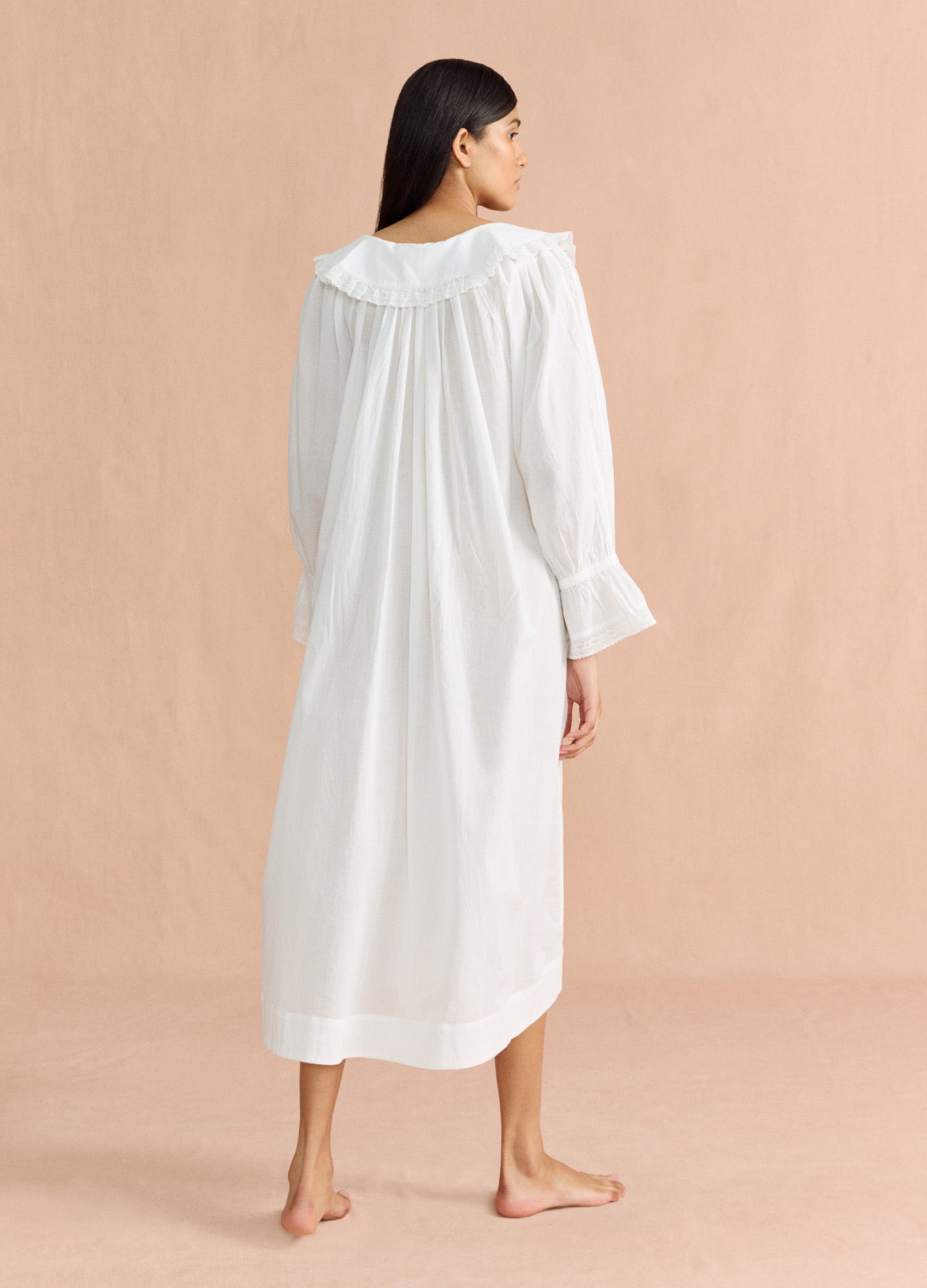 Valerie - Vintage White