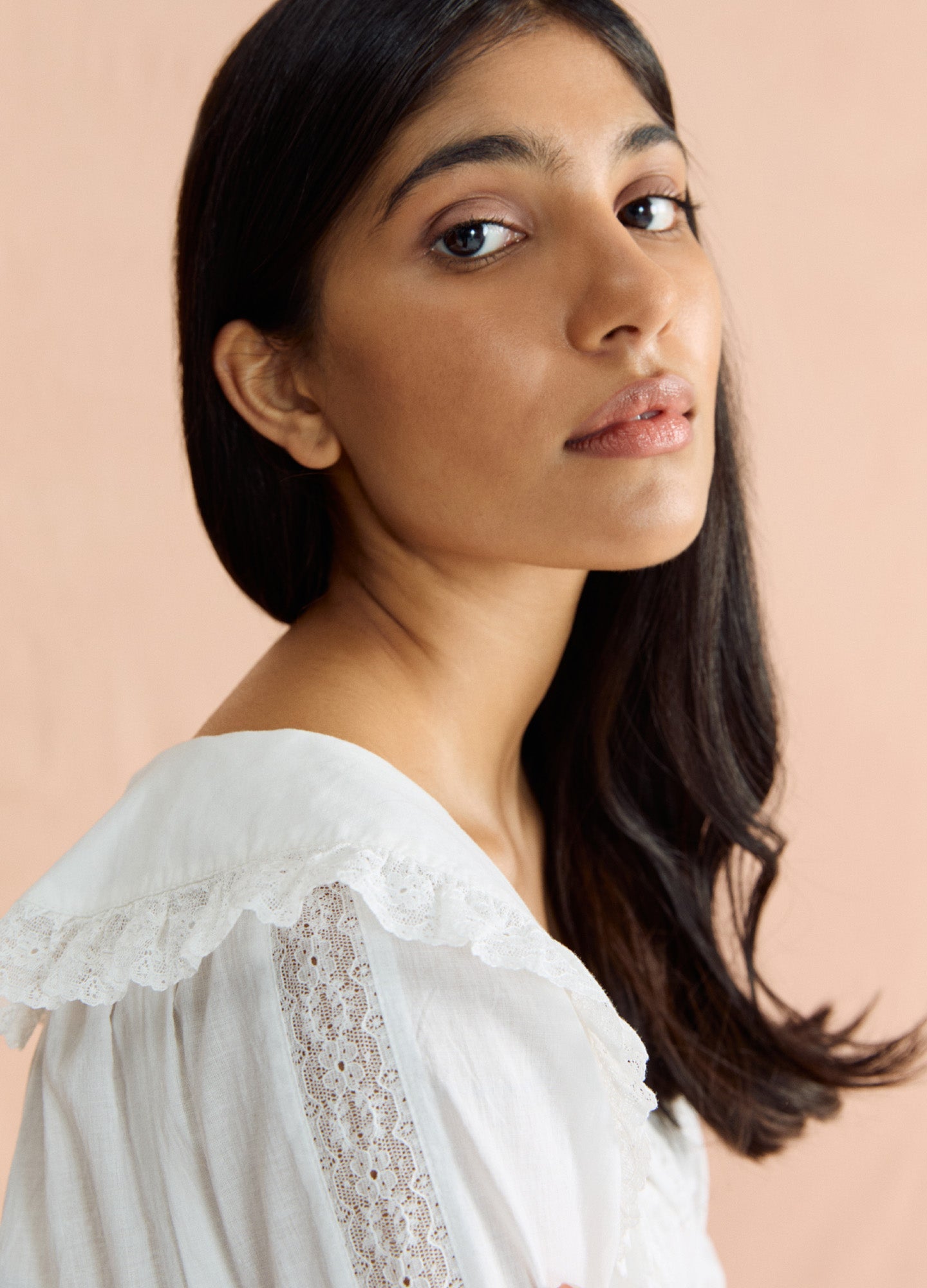Valerie - Vintage White