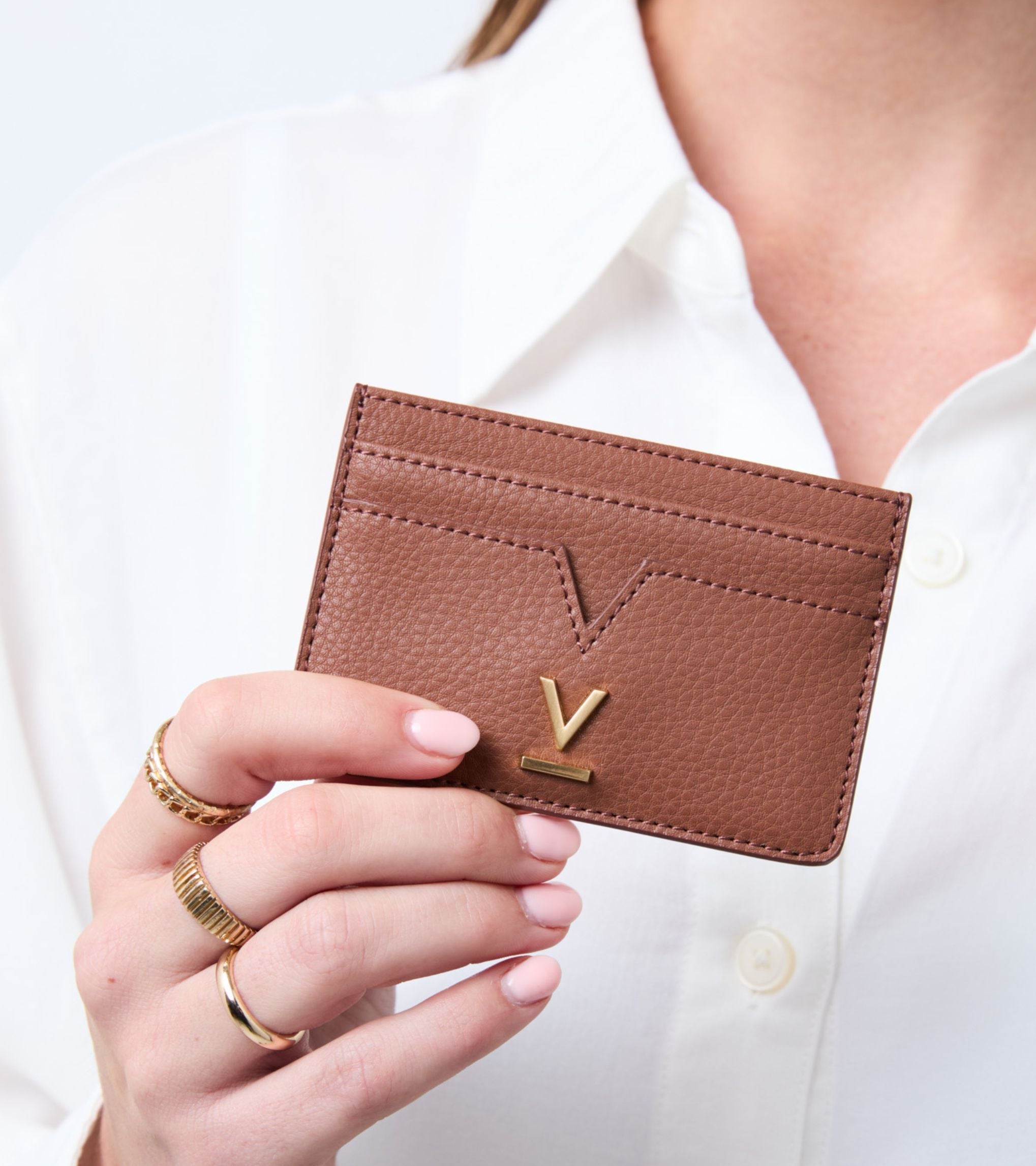 Elia Vegan Bio-Based Bamboo Leather Card Holder in Brown