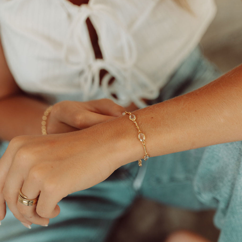 Marilyn's Muse Bracelet in Gold With Crystal