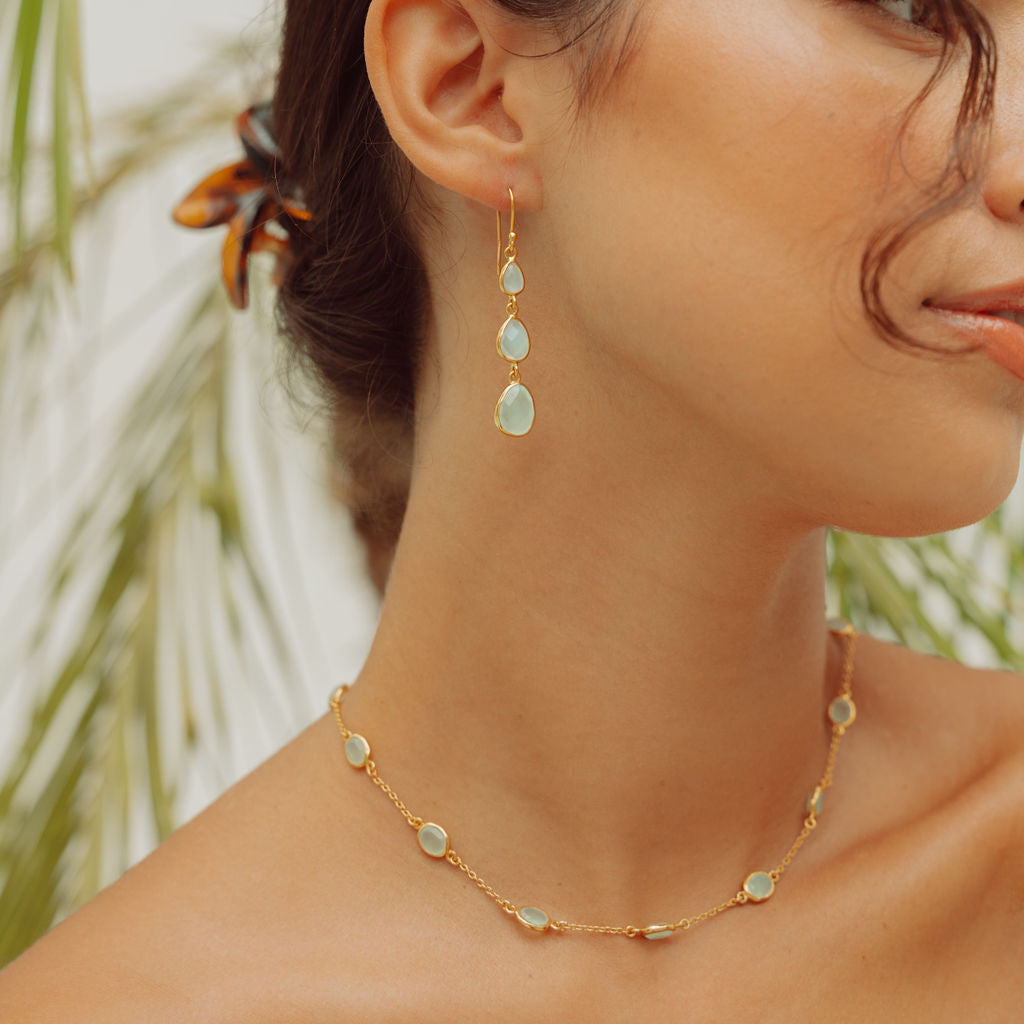 Marilyn Necklace in Gold with Aqua Chalcedony