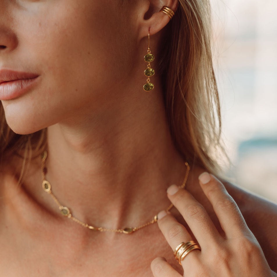 Marilyn Necklace and Trellis Earrings in Peridot