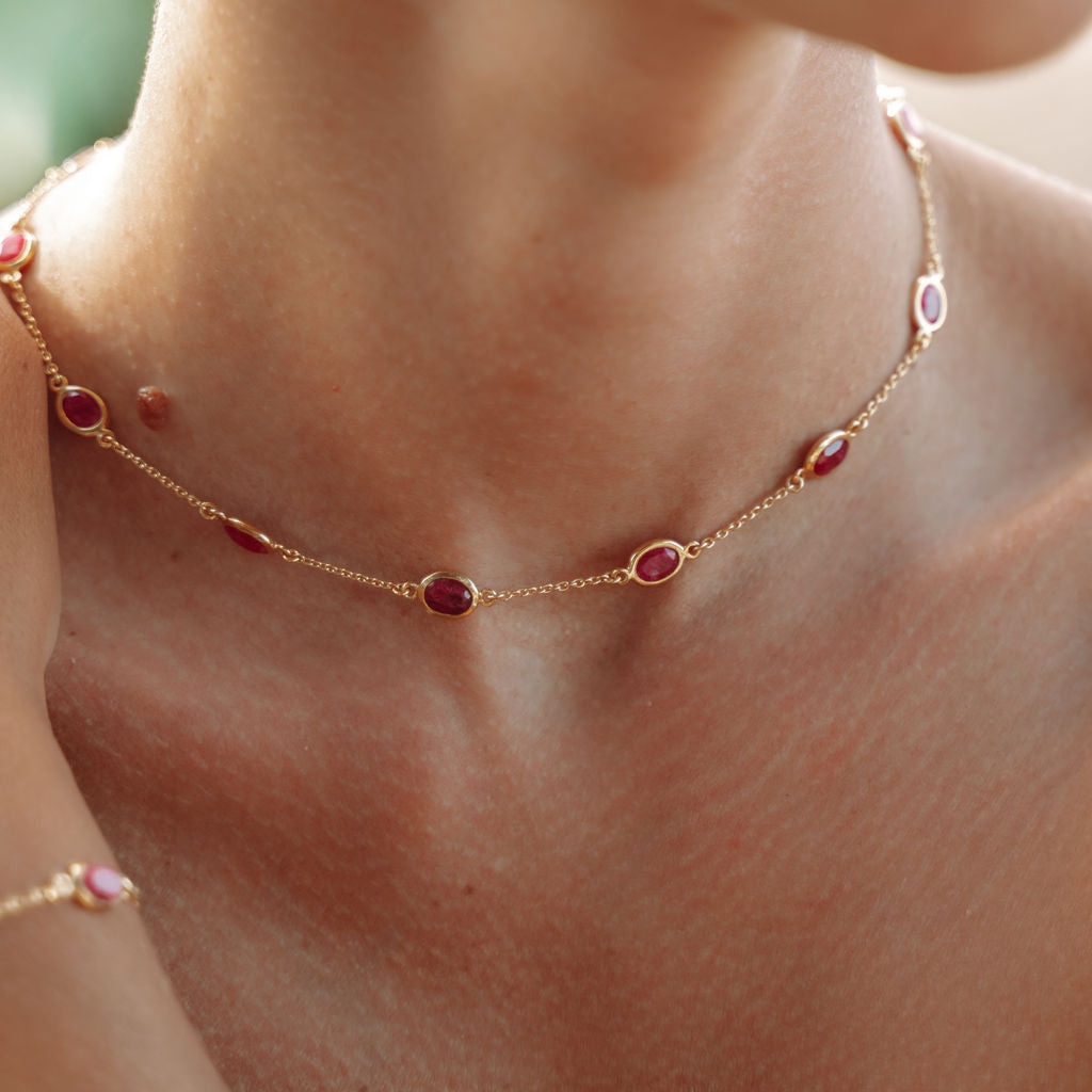 Marilyn Necklace in Gold with Ruby Quartz
