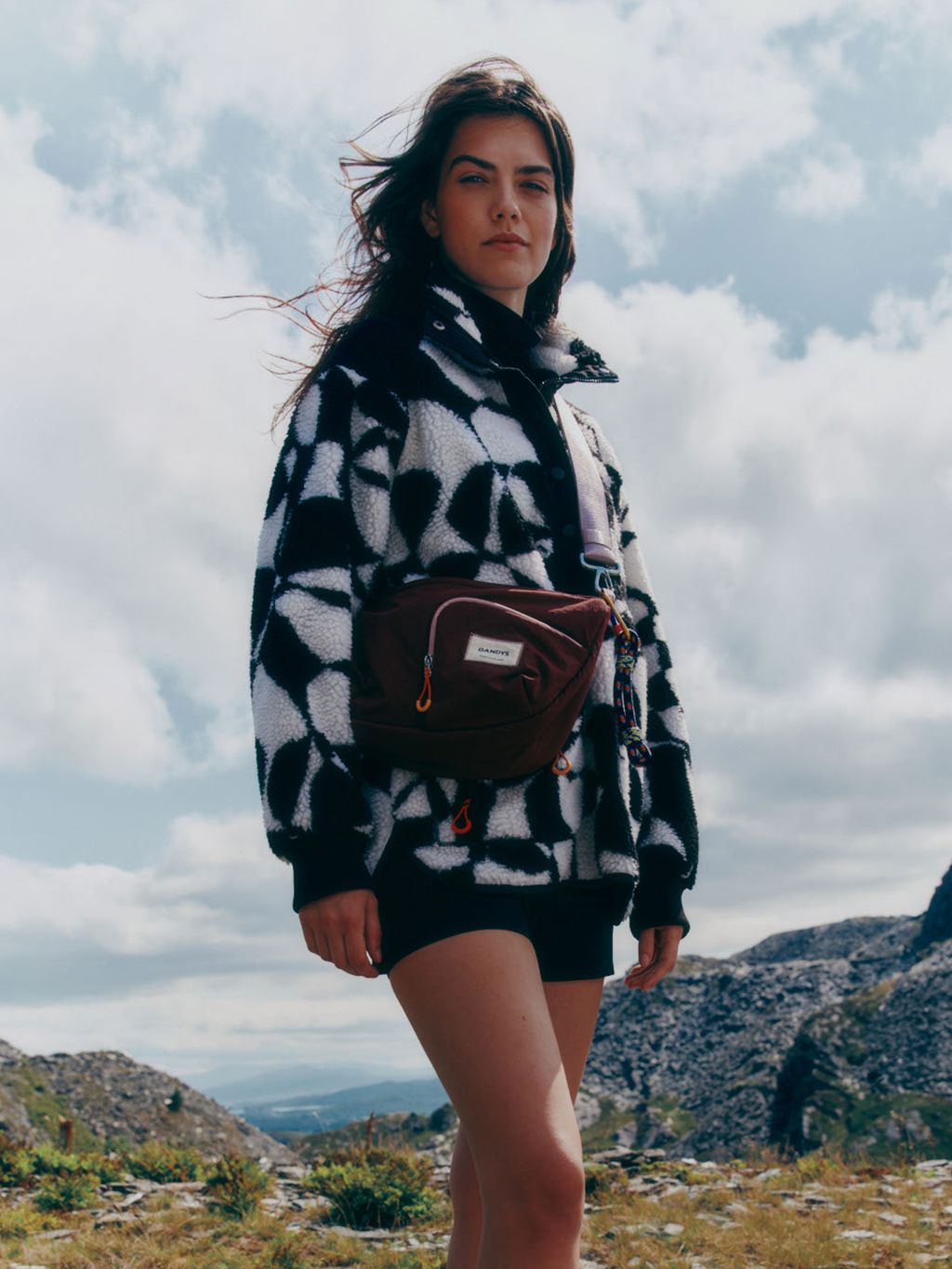 Alta Printed Fleece Overhead Funnel Neck