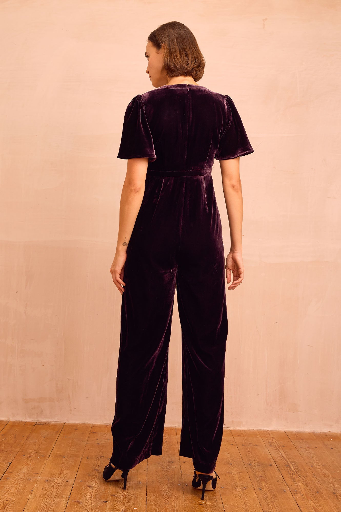 Anais Velvet V-Neck Jumpsuit | Aubergine