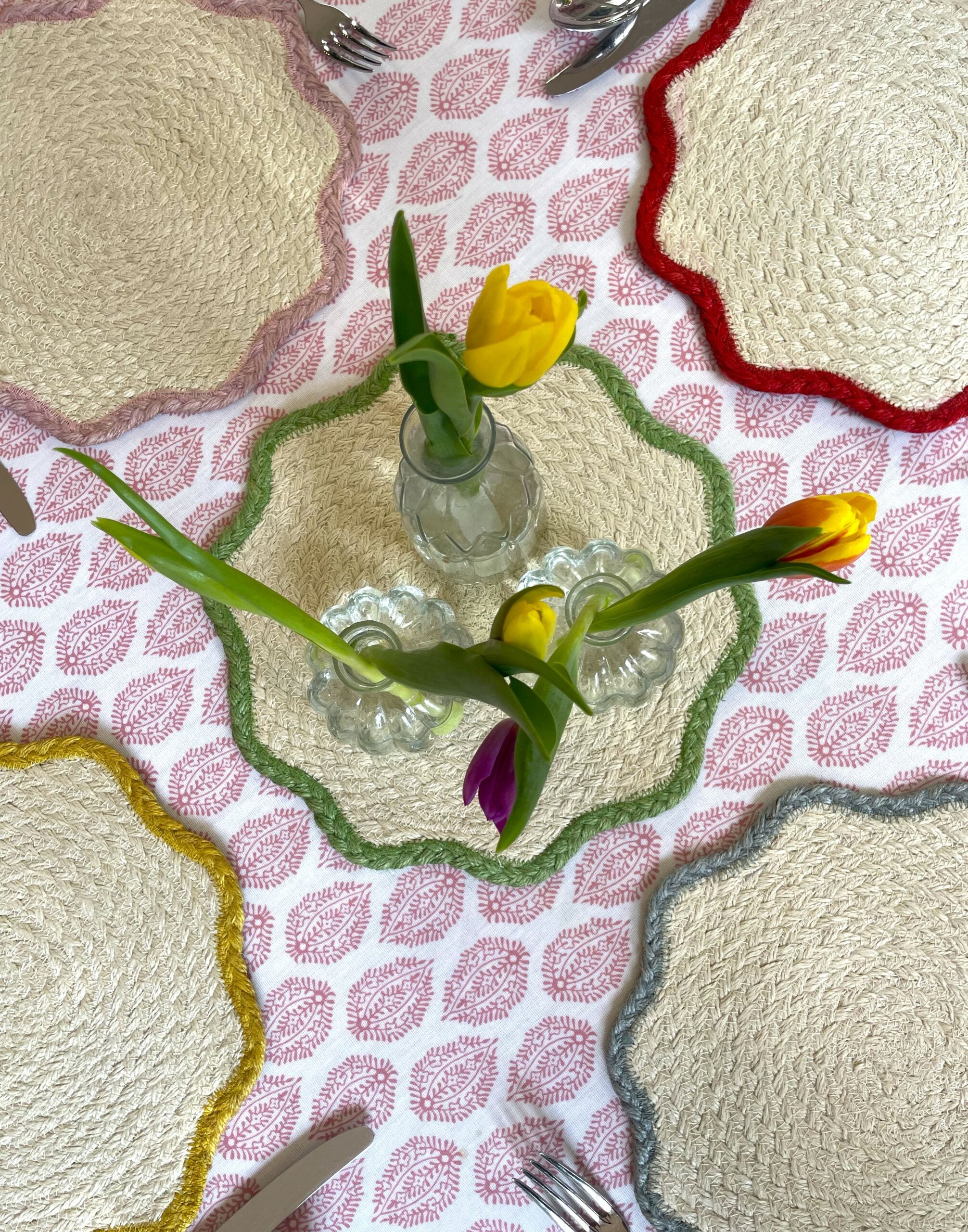 Mixed Tulip Placemat Set