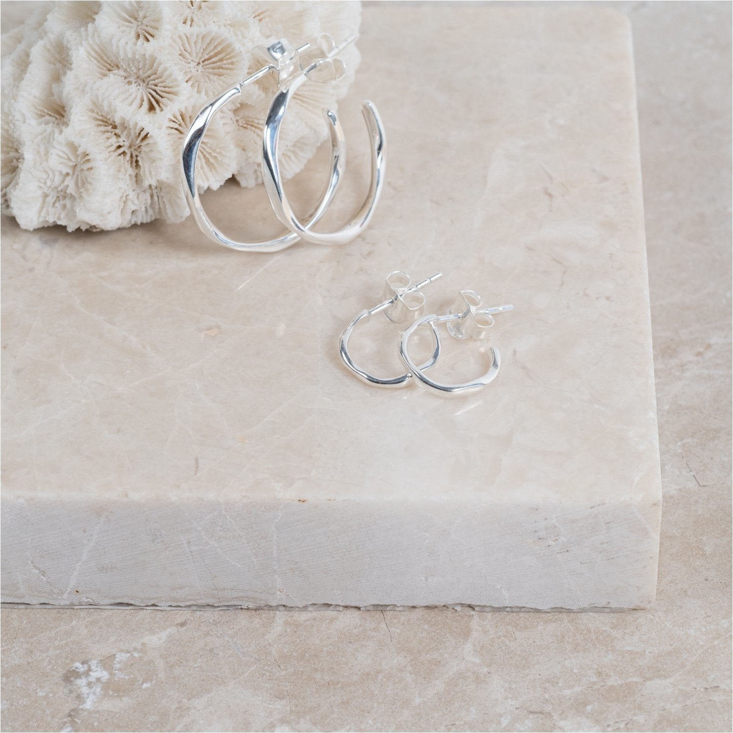 Ronda Mini Piccolo Polished Sterling Silver Hoop Earrings