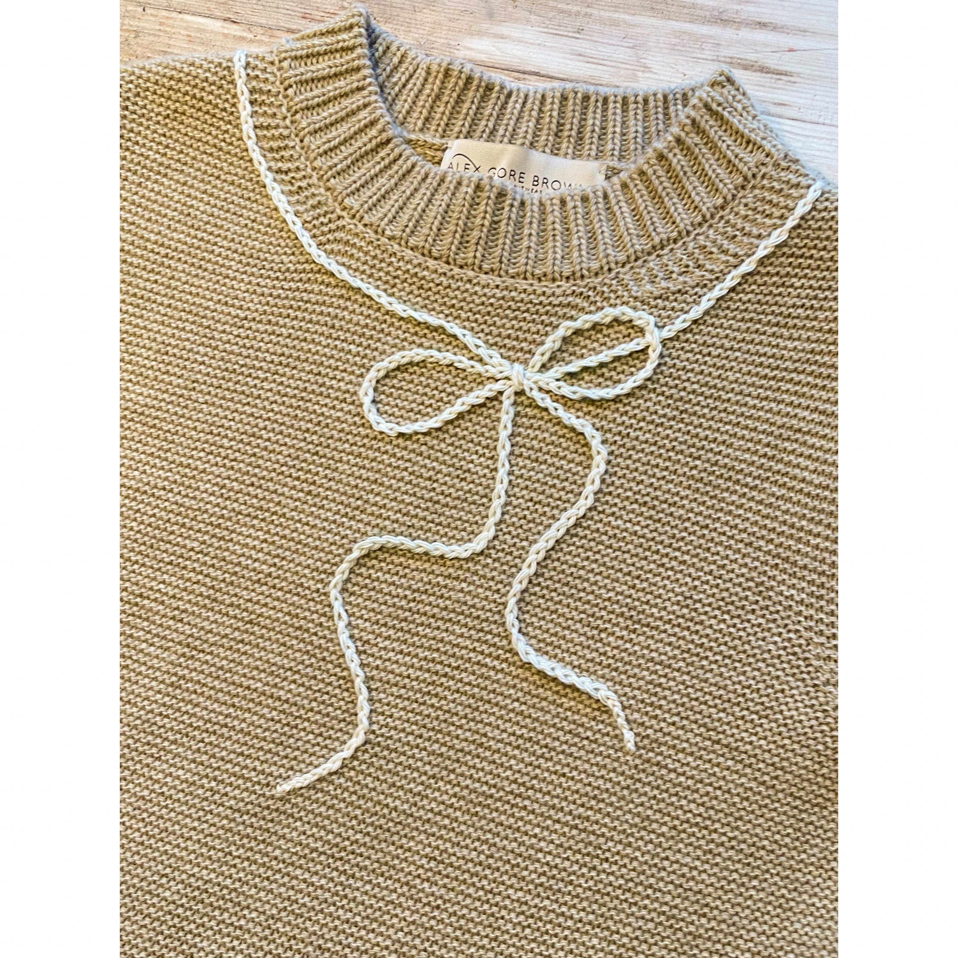 Teddy Sweater With Shoelace Bow - Beige