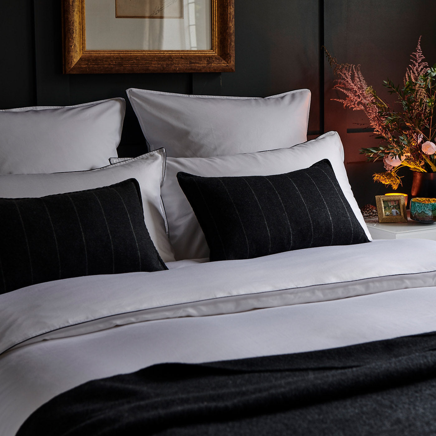 Heritage Duvet Cover - White With Navy Trim