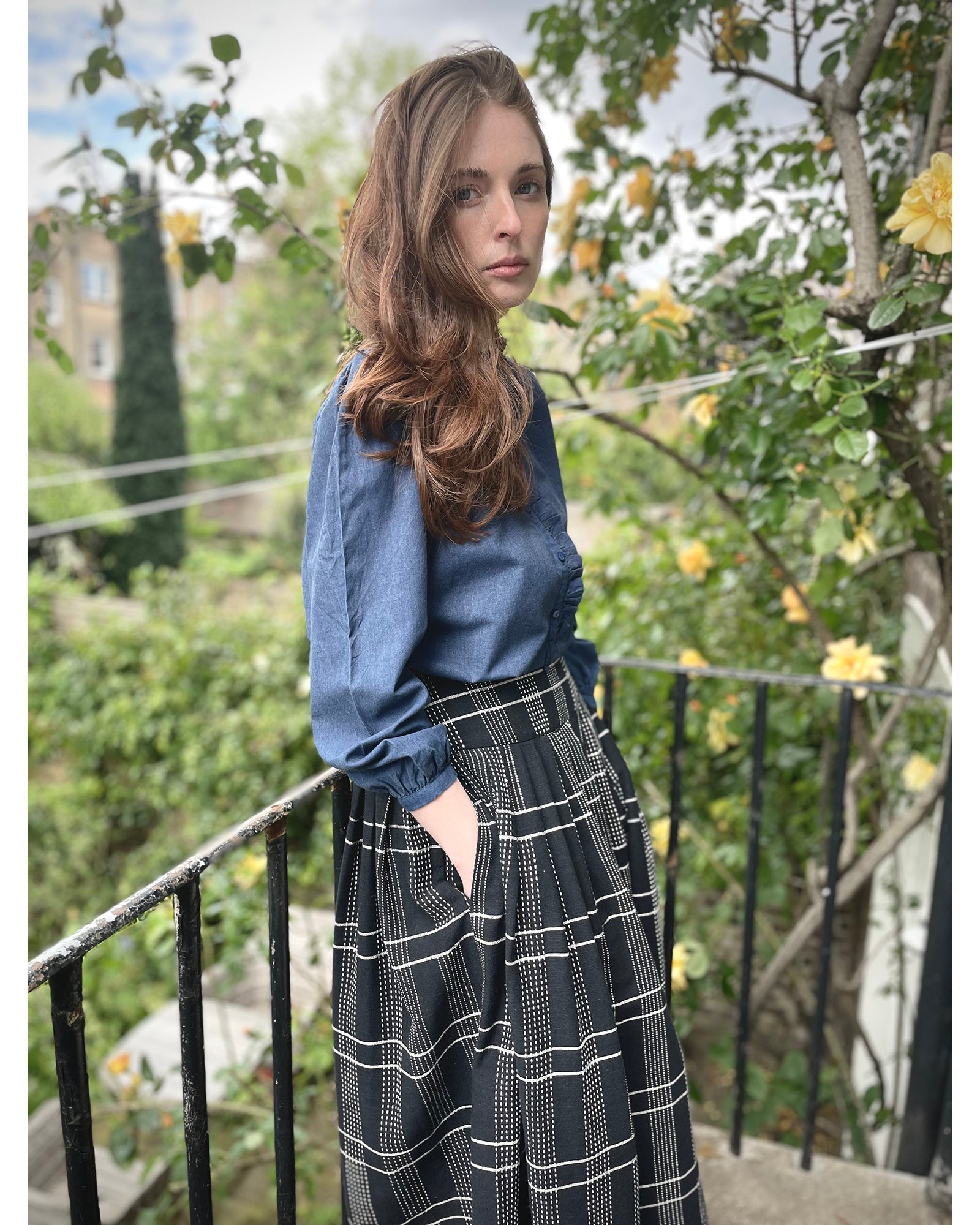 lara skirt - pitch