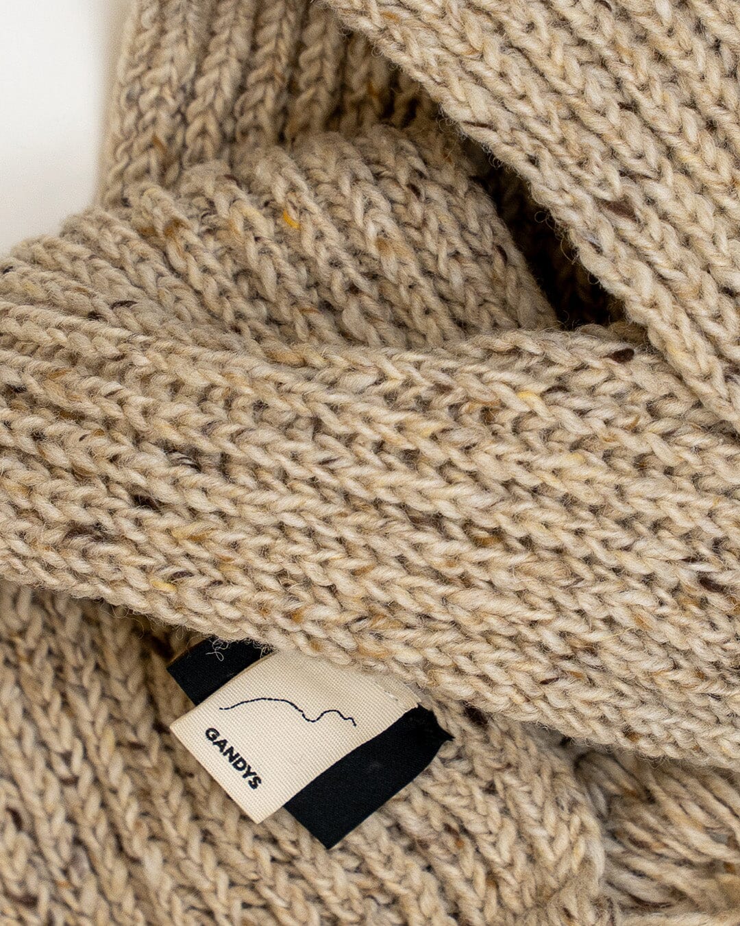Tay Made in England Wool Scarf in Natural Slub