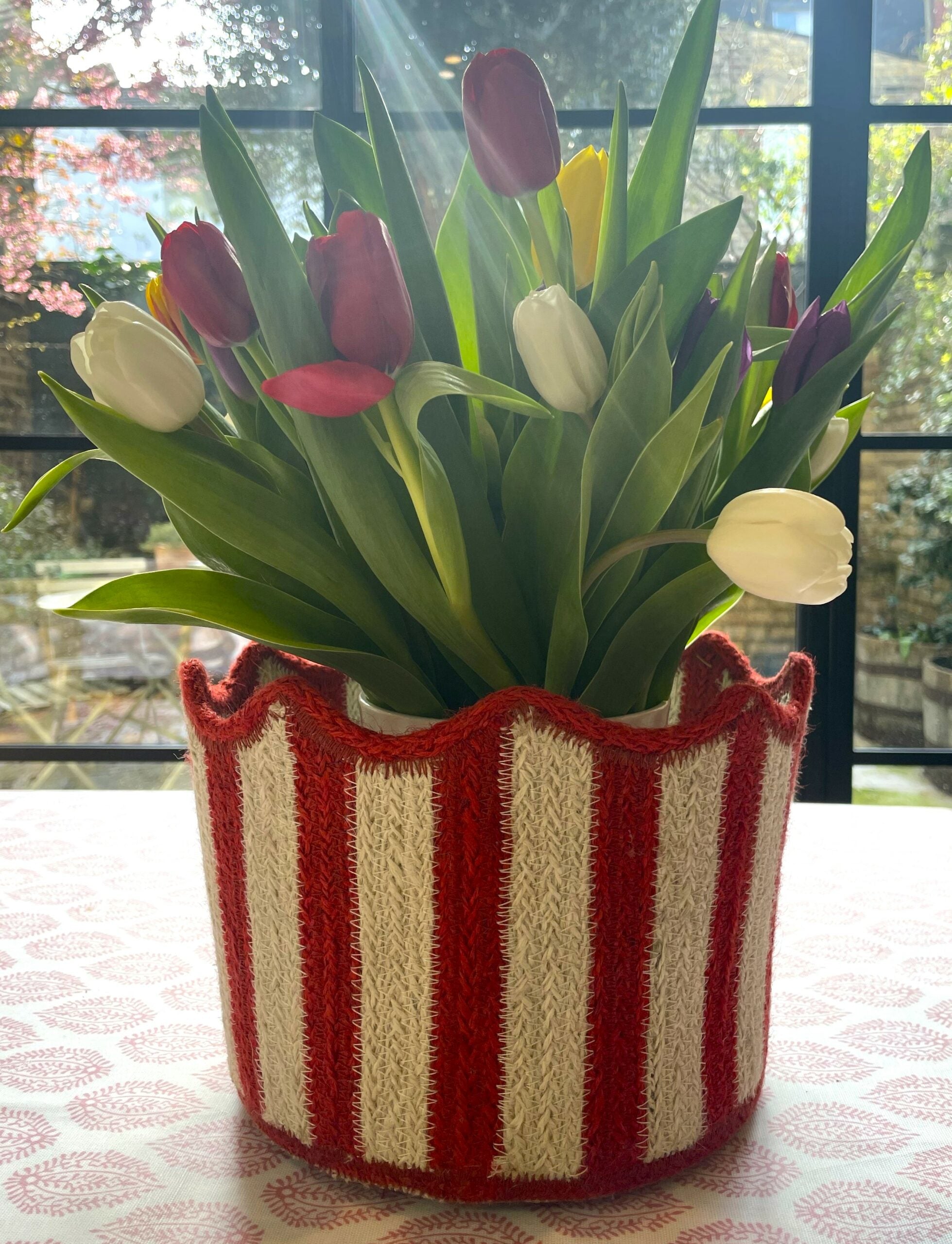 Tulip Basket Red